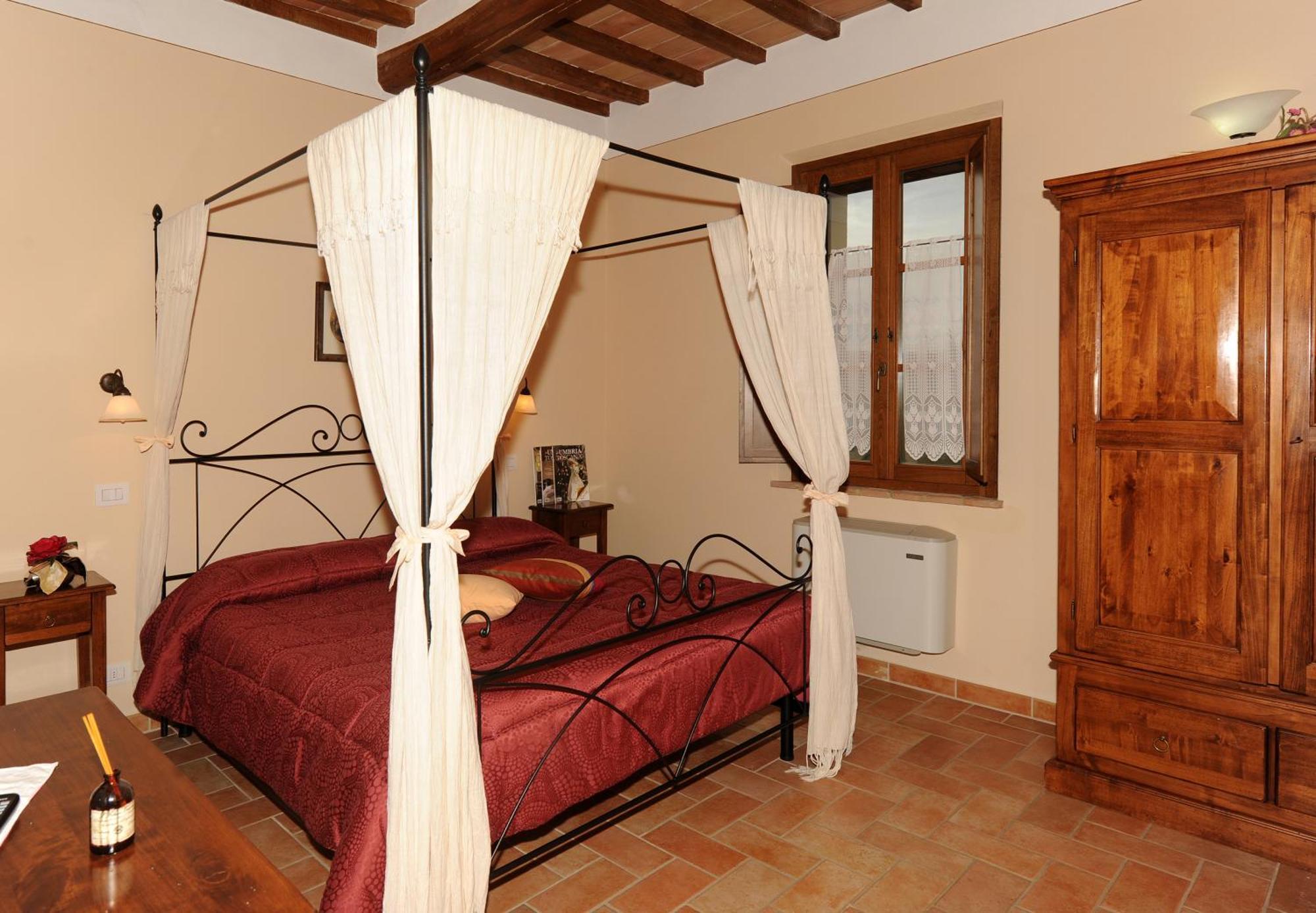 Agriturismo Poggio Tobruk Pienza Quarto foto